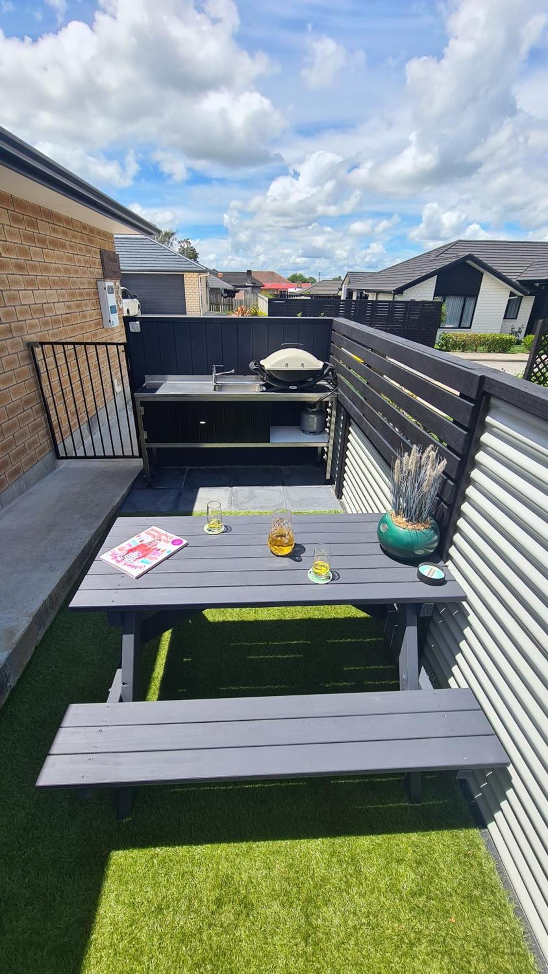 Bonnie Doone Hotel Te Awamutu Exterior photo